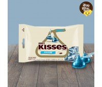 Lotte Confectionery Hershey's Kisses Cookies and Cream Chocolate 146g